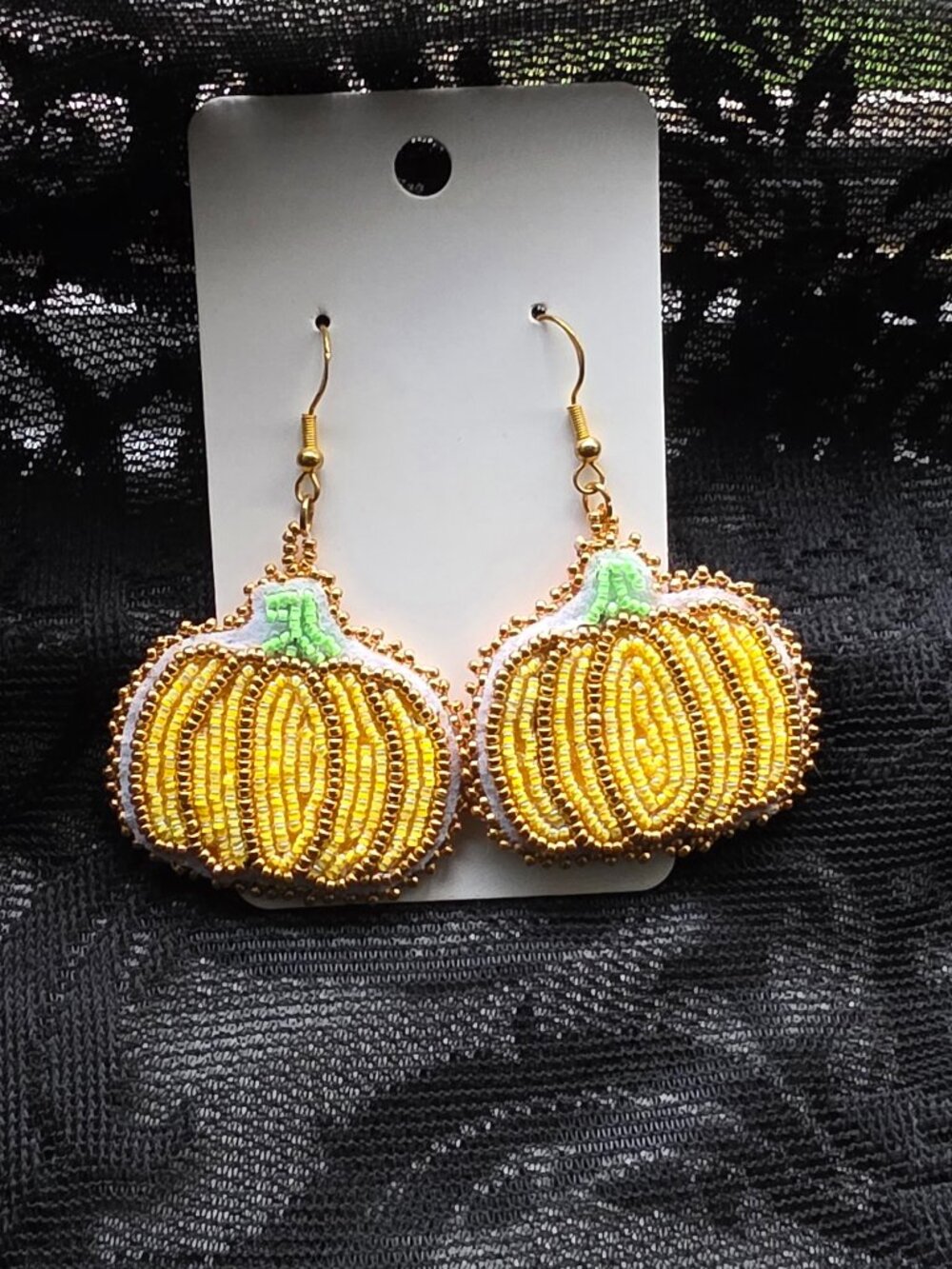 Handmade Beaded Pumpkin Earings.